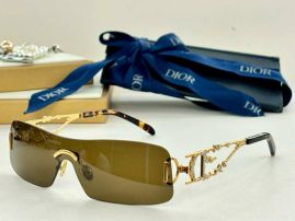 Picture of Dior Sunglasses _SKUfw56642999fw
